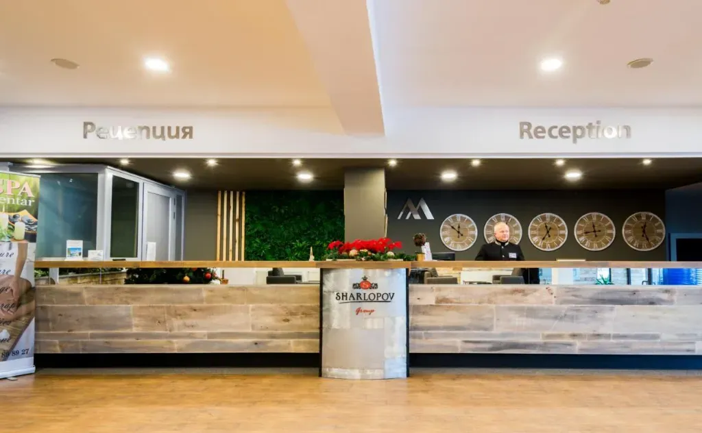 lobby-1