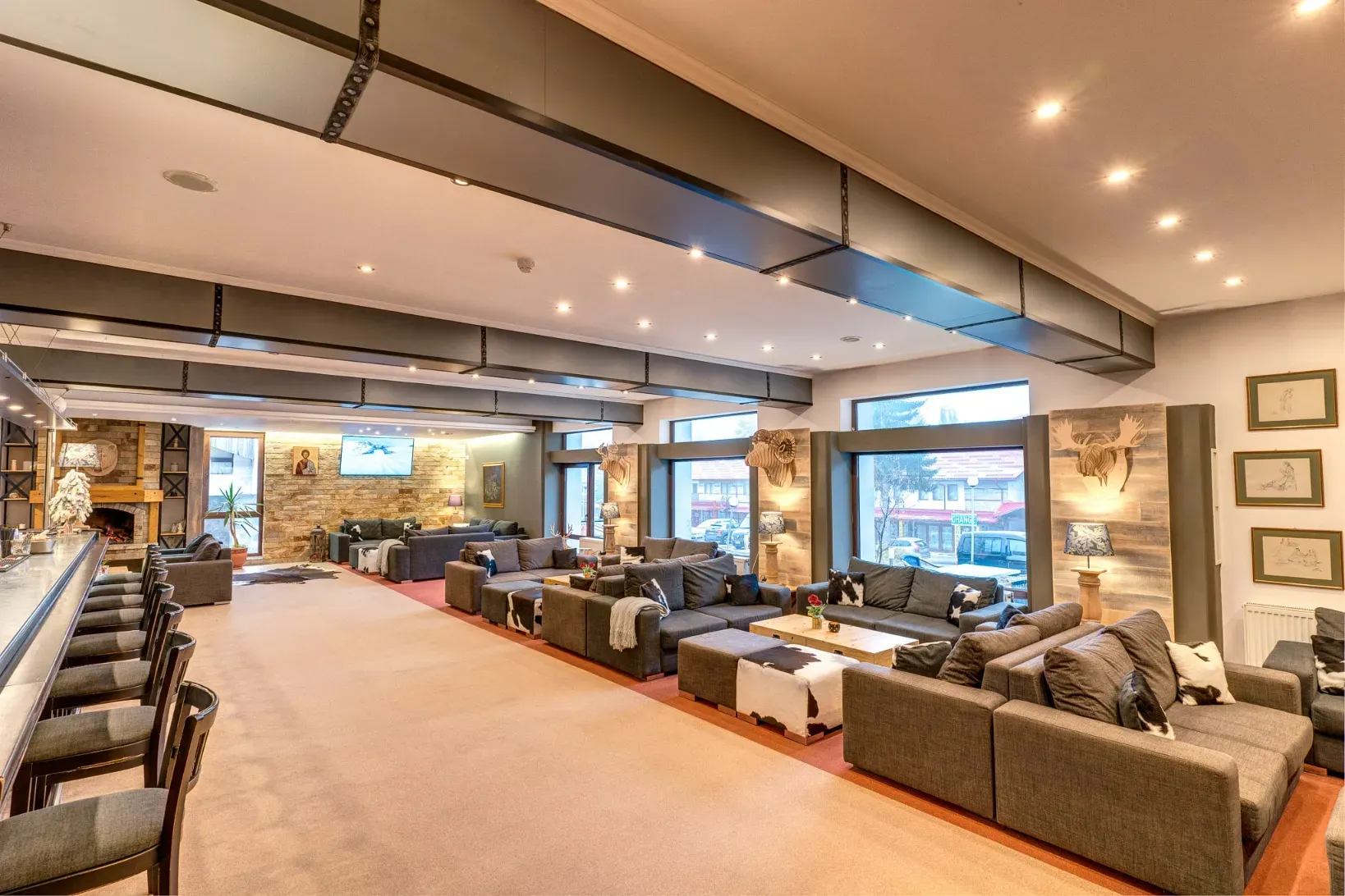 lobby-11