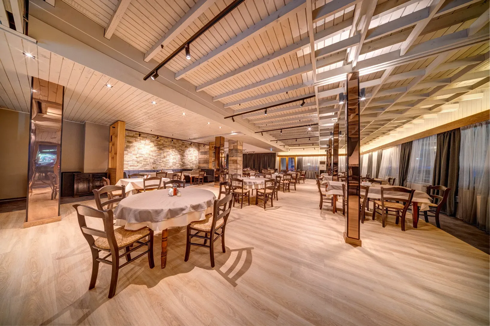 restaurant-15