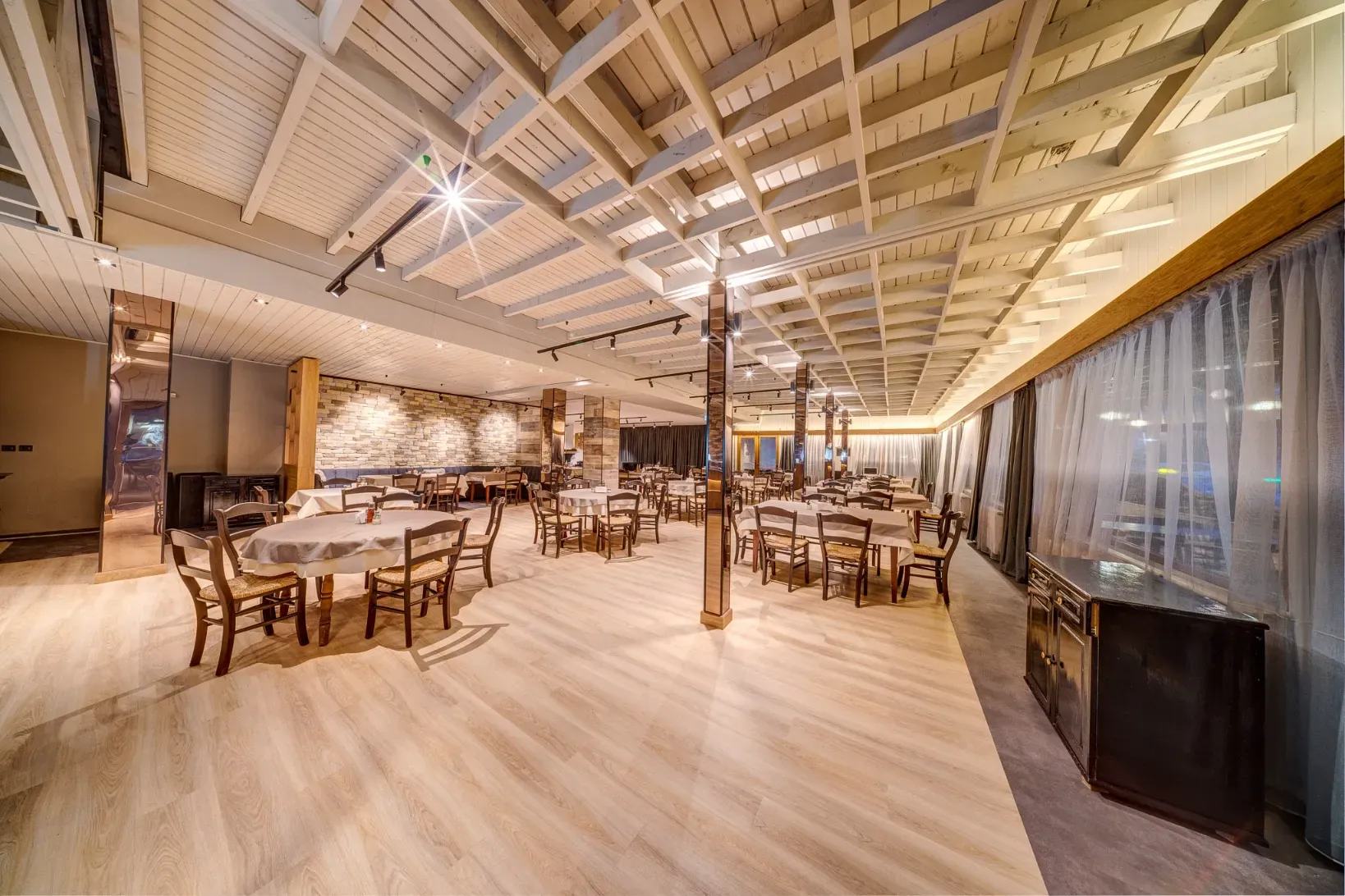 restaurant-16
