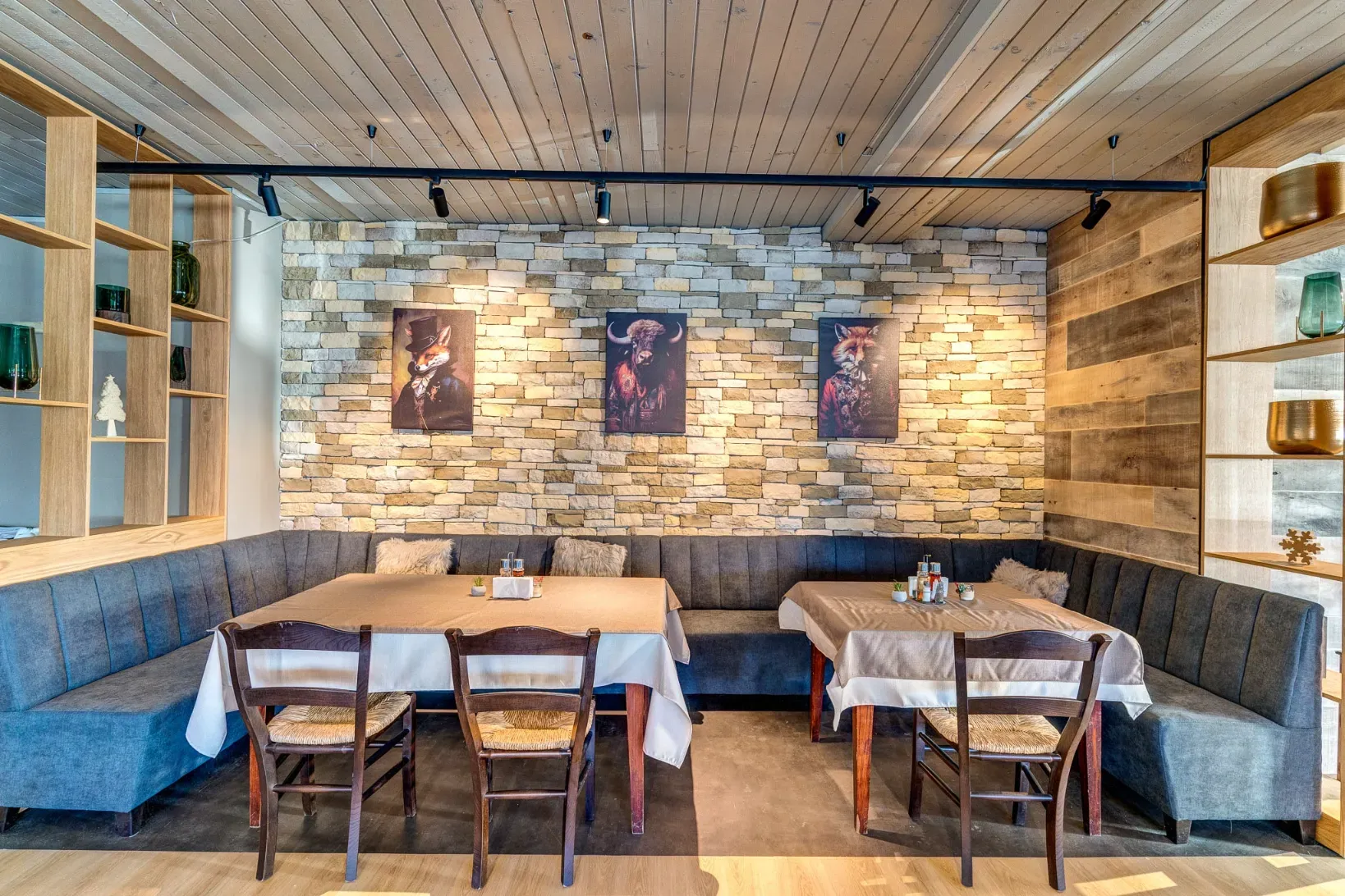 restaurant-23